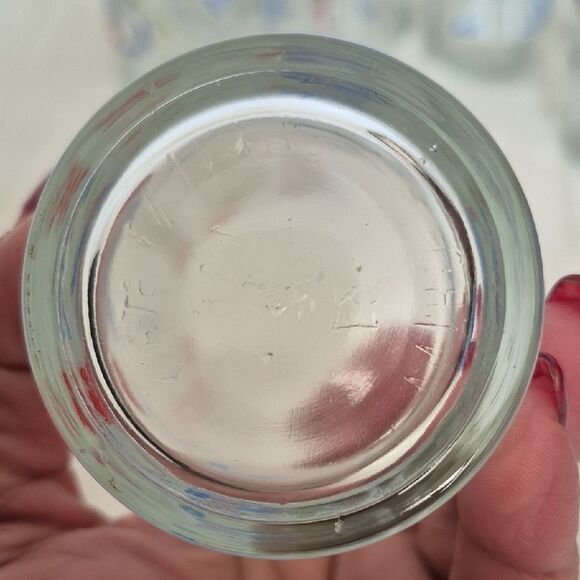 Vintage Floral Glass Tumbler Set - Red, Green, Blue - Picture 2 of 16